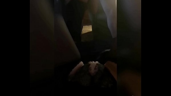 MJM na-ekpo ọkụ. Di na-akpa enyi nwanyị n'ihu nwunye ya. Ọtụ nwunye ọkọkpọhi mmiri, ya ruru unyi echiche efu nnọọ boggle uche